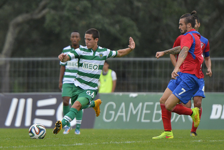 Sporting B v Oliveirense Segunda Liga J12 2014/15