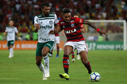 Thiago Santos, Vitinho