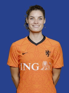 Dominique Bloodworth-Janssen (NED)