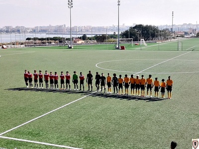 Benfica 2-2 Oeiras