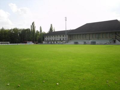 Stade Des Courvelles (FRA)