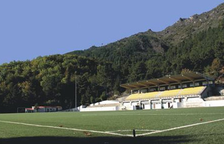 Estádio Municipal Engenheiro Barjona de Freitas (POR)