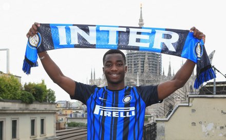 Costa-marfinense chega ao Inter por emprstimo