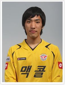 Yong Hyun-Jin (KOR)
