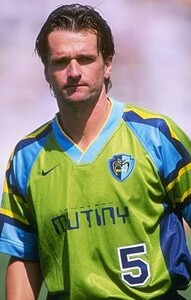 Frank Yallop (CAN)