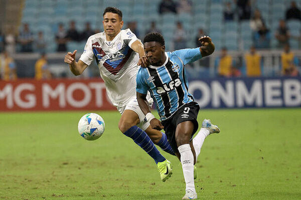 Grmio e Godoy Cruz Pareggiano: Analisi e Prossime Sfide nel Torneo