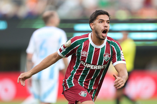 Il Fluminense supera il dramma e compie una rimonta contro l'Ulsan per guidare il gruppo