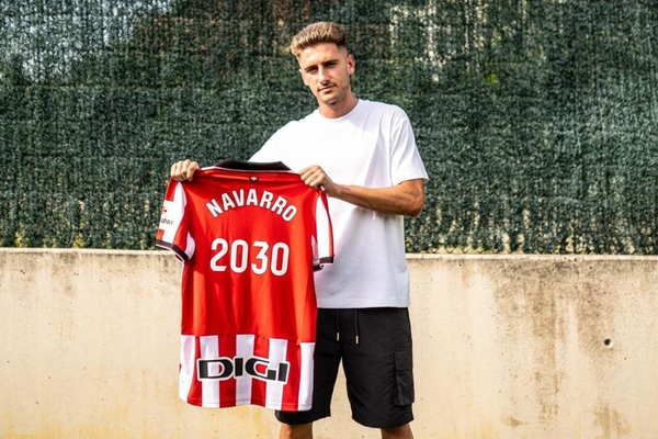 L'Athletic firma con un attaccante a costo zero