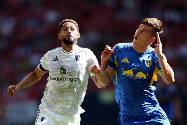 Esordienti in campo nel pareggio a reti inviolate tra Man Utd e Leeds