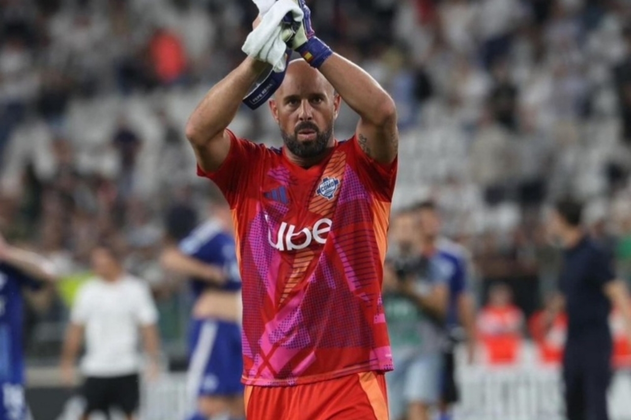 Campione del mondo con la Spagna, Pepe Reina si ritira a 42 anni