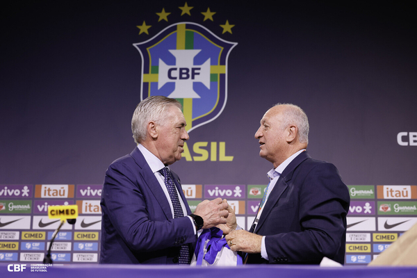 Ancelotti rivela una conversazione con Neymar, spiega il ritorno di Casemiro e promette un...